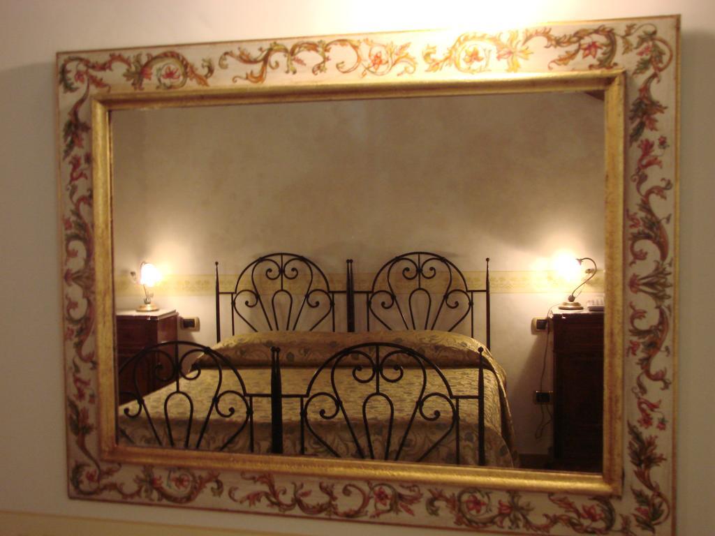 בוואניה Hotel Palazzo Brunamonti מראה חיצוני תמונה