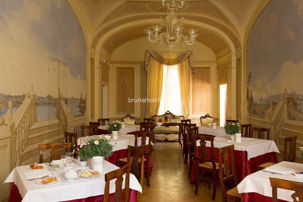 בוואניה Hotel Palazzo Brunamonti מראה חיצוני תמונה